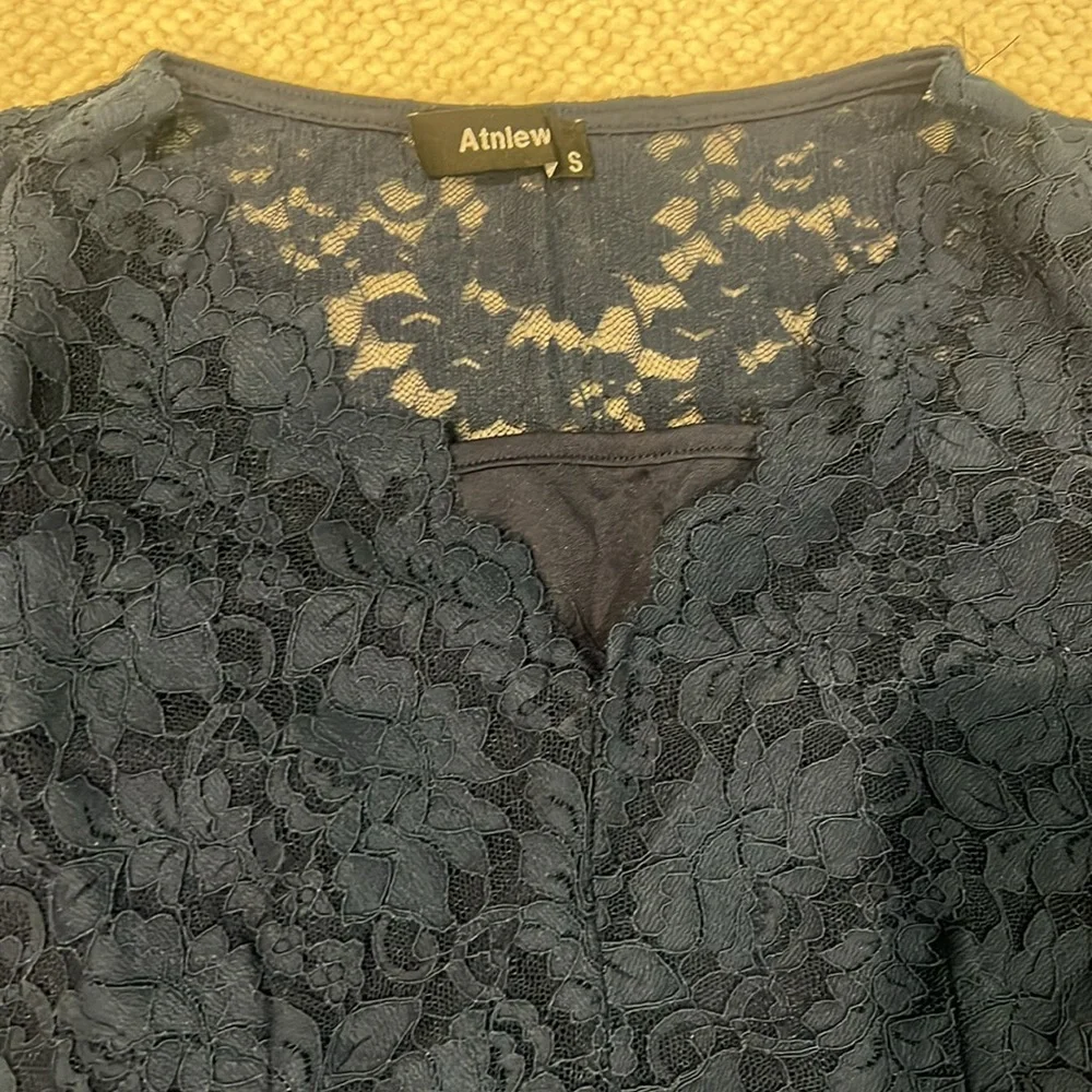 Elegant Navy Lace Dress - Picture 3 of 3